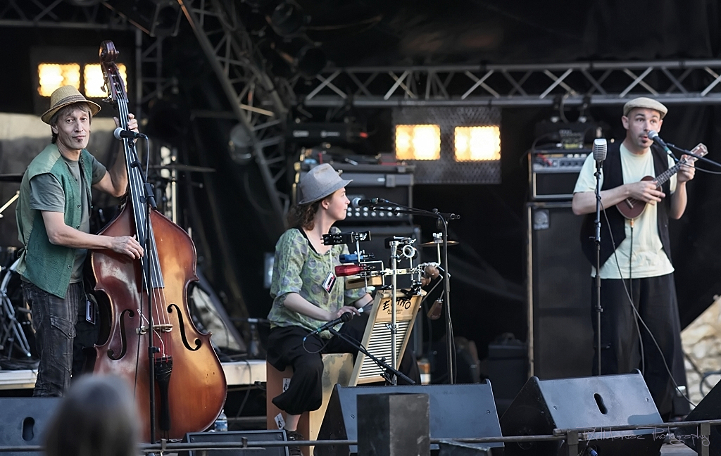 [Group 2] IMG 1490 IMG 1492 3 images 2